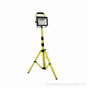 Rechargeable Portable LED Floodlight, Construction Light, Made of Aluminum and Toughened Glass